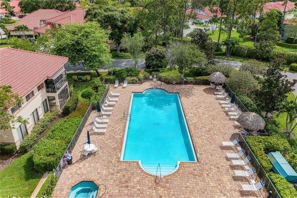 142 Bennington Dr #8, Naples, Florida 34104, image 2