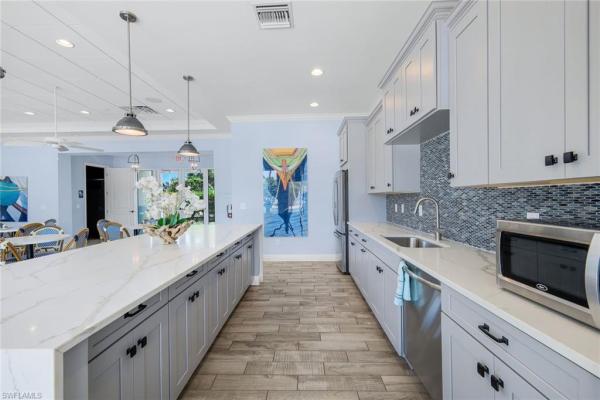 2343 Sheen Ln #405, Naples, Florida 34120, image 2