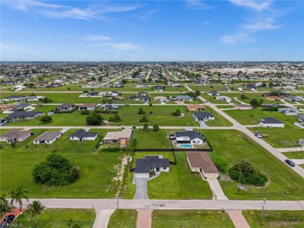 Cape Coral Residential, 409 NW 25th Pl, Cape Coral, Florida 33993, image 1