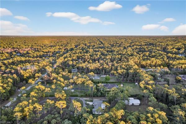 Logan Woods, 5100 Mahogany Ridge Dr, Naples, Florida 34119, image 2