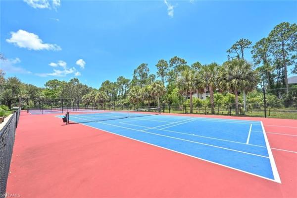 193 Robin Hood Cir #203, Naples, Florida 34104, image 2