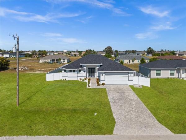 Cape Coral Residential, 1017 15th Ter, Cape Coral, Florida 33993, image 3