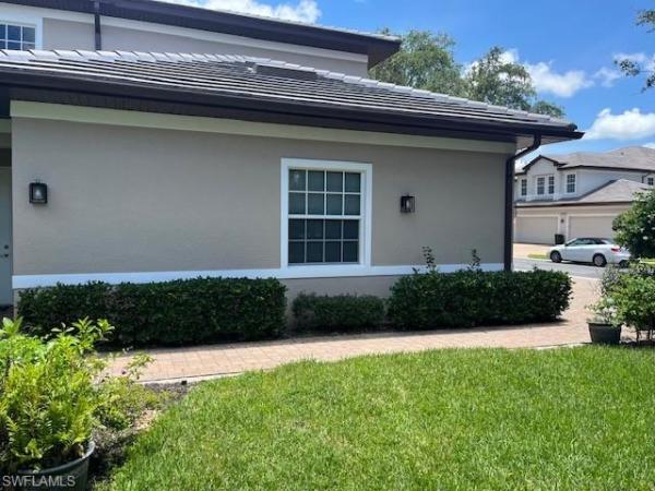 7842 Hawthorne Dr #1703, Naples, Florida 34113, image 3