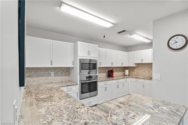 Berkshire Lakes, 559 Henley Dr, Naples, Florida 34104, image 3