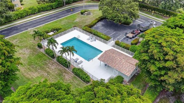 Marker Lake Villas, 2166 Stacil Cir #17, Naples, Florida 34109, image 2