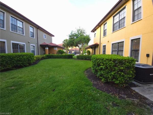 1318 Corso Palermo Ct #3, Naples, Florida 34105, image 2
