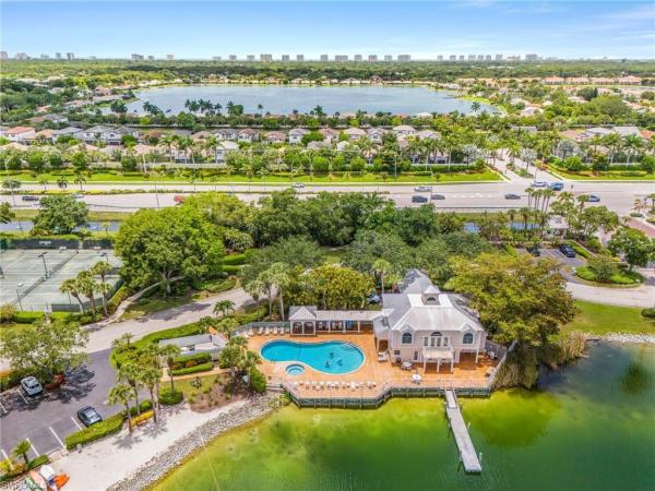 2671 Citrus Lake Dr #104, Naples, Florida 34109, image 2