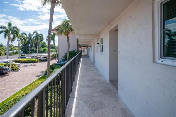 13 N High Point Cir #209, Naples, Florida 34103, image 2