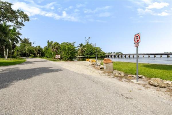 Russell Park, 211 Palmacea Rd, Fort Myers, Florida 33905, image 3