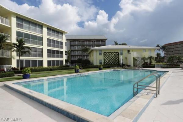 Jennifer Shores, 2850 N Gulf Shore Blvd #102, Naples, Florida 34103, image 1