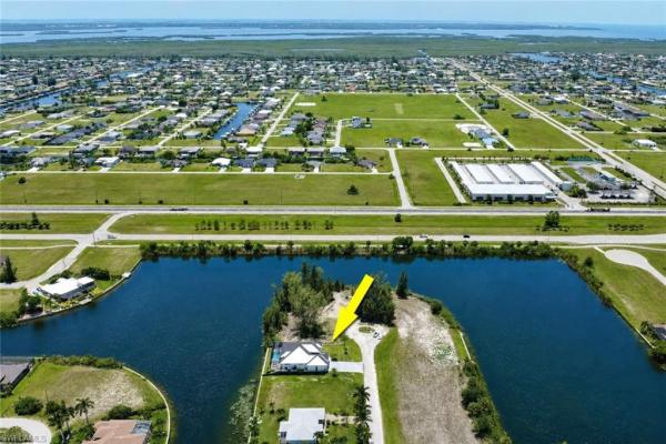 Cape Coral, 3016 6th Ter, Cape Coral, Florida 33993, image 2