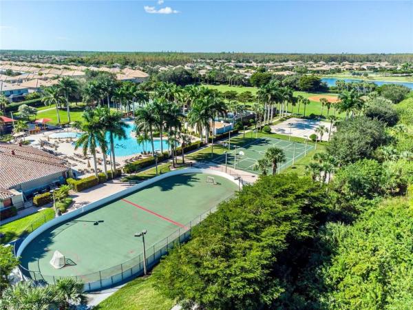 Bella Terra, 21040 Torre Del Lago St, Estero, Florida 33928, image 3