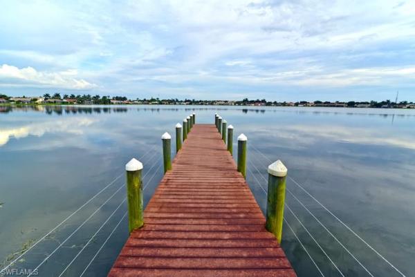 7778 Emerald Cir #204, Naples, Florida 34109, image 2