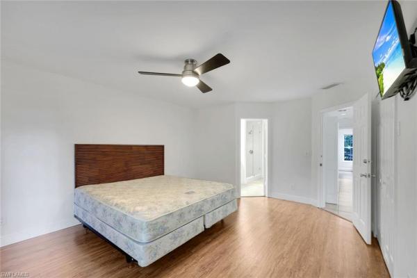 9624 Crescent Garden Dr #201, Naples, Florida 34109, image 3