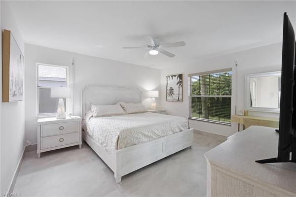 881 Gulf Pavilion Dr #201, Naples, Florida 34108, image 2