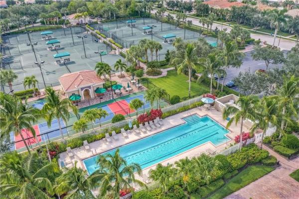 VillageWalk Of Bonita Springs, 15400 Almaco Cir, Bonita Springs, Florida 34135, image 2