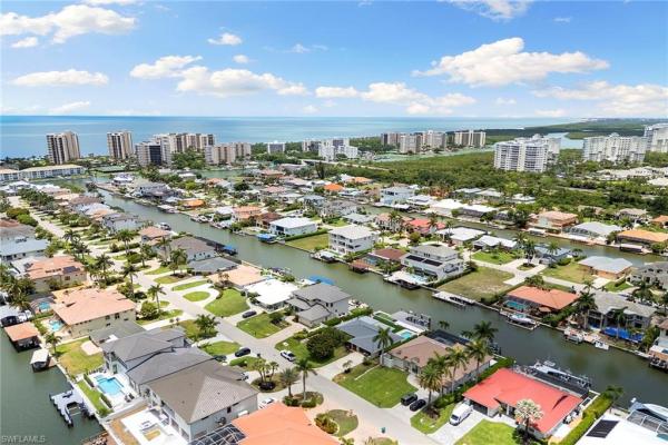 Conners At Vanderbilt Beach, 357 Egret Ave, Naples, Florida 34108, image 3