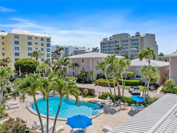 1910 N Gulf Shore Blvd #204, Naples, Florida 34102, image 1