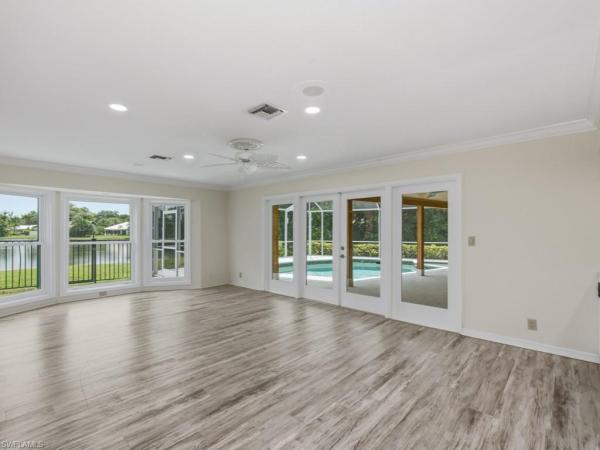 Naples Bath & Tennis Club, 740 Bald Eagle Dr #40, Naples, Florida 34105, image 2