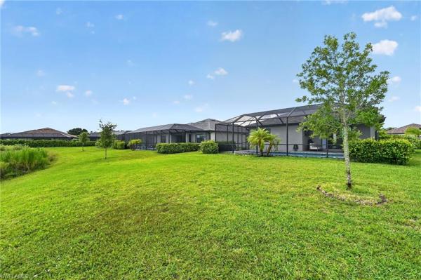 Valencia Country Club, 1385 Birdie Dr, Naples, Florida 34120, image 1