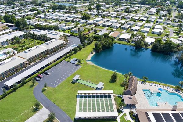 Riviera Golf Estates, 104 Brittany Ct, Naples, Florida 34112, image 3