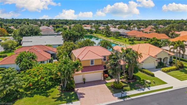 Moon Lake, 5005 Old Pond Dr, Naples, Florida 34104, image 2