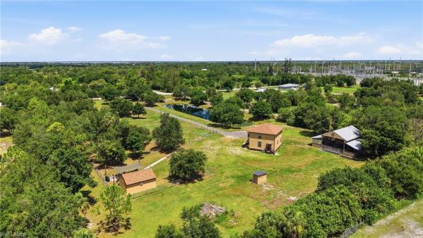 5780 Sabal Palm Ln, Punta Gorda, Florida 33982, image 2