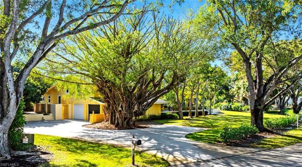 Coquina Sands, 586 Yucca Rd, Naples, Florida 34102, image 1