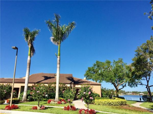 Berkshire Lakes, 816 Belville Blvd, Naples, Florida 34104, image 2