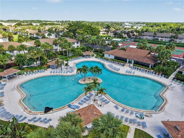 3816 Snowflake Ln #1303, Naples, Florida 34112, image 3