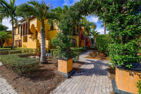 9041 Alturas St #3803, Naples, Florida 34113, image 2