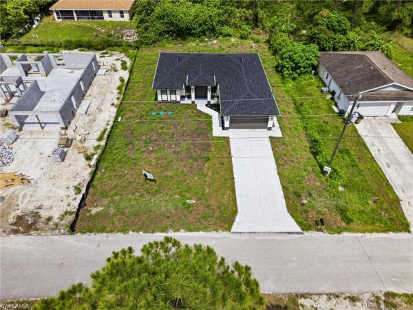 Lehigh Acres, 739 S Fullerton Ave, Lehigh Acres, Florida 33974, image 1