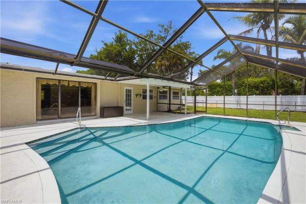 Fort Myers Villas, 2249 Ephraim Ave, Fort Myers, Florida 33907, image 3