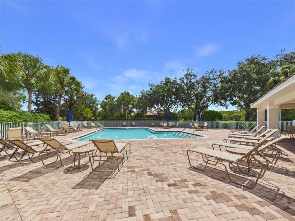 5683 Mayflower Way #901, Naples, Florida 34142, image 3