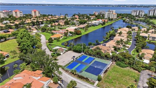 Water's Edge 1, 14860 Laguna Dr, Fort Myers, Florida 33908, image 2