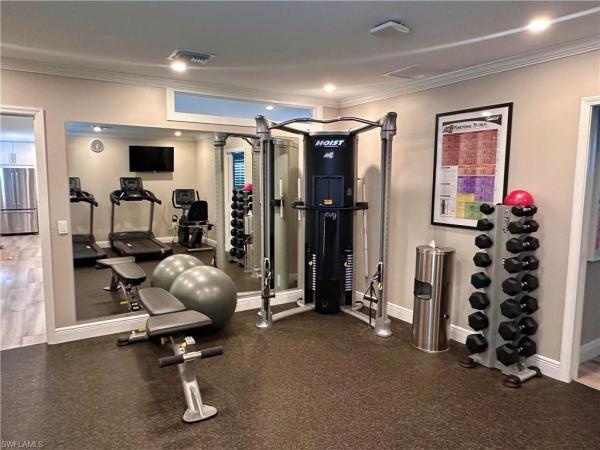 3483 N Gulf Shore Blvd #604, Naples, Florida 34103, image 2