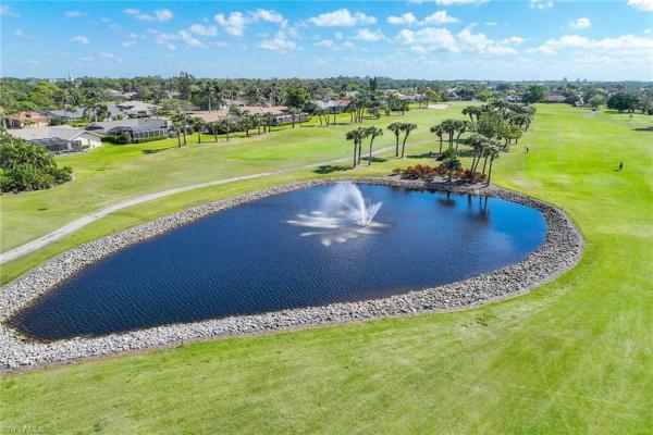 Spanish Wells Golf & Country Club, 9962 Ortega Ln, Bonita Springs, Florida 34135, image 3