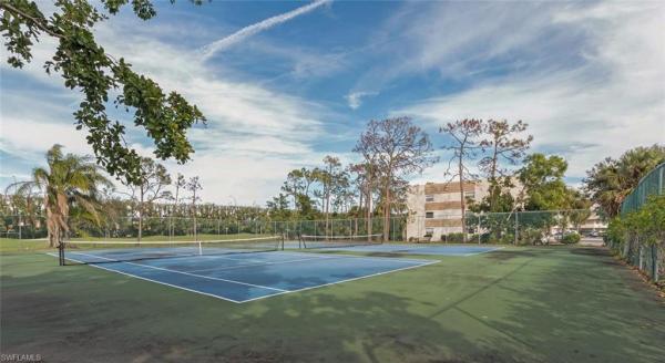 499 Forest Lakes Blvd #105, Naples, Florida 34105, image 2