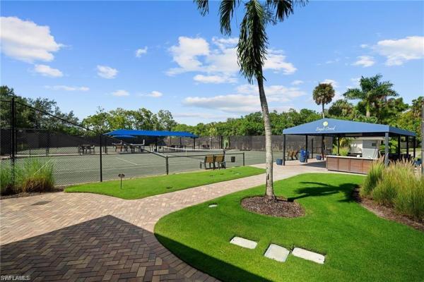 758 Eagle Creek Dr #202, Naples, Florida 34113, image 2