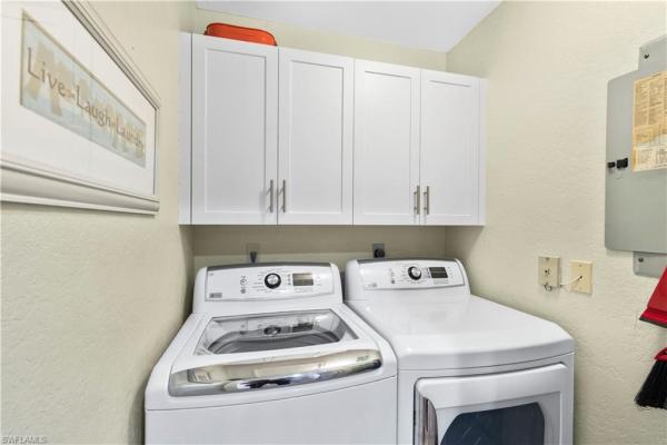 9101 Vanderbilt Dr #302, Naples, Florida 34108, image 1