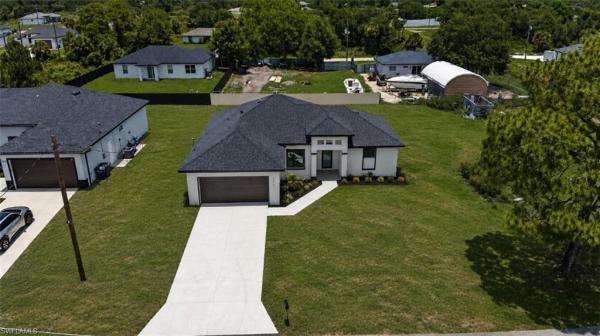 Lehigh Acres, 3216 W 57th St, Lehigh Acres, Florida 33971, image 1