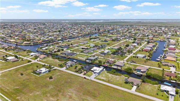 Cape Coral, 506 32nd Pl, Cape Coral, Florida 33993, image 1