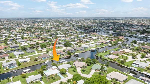 Yacht Club, 5204 Tower Dr, Cape Coral, Florida 33904, image 2