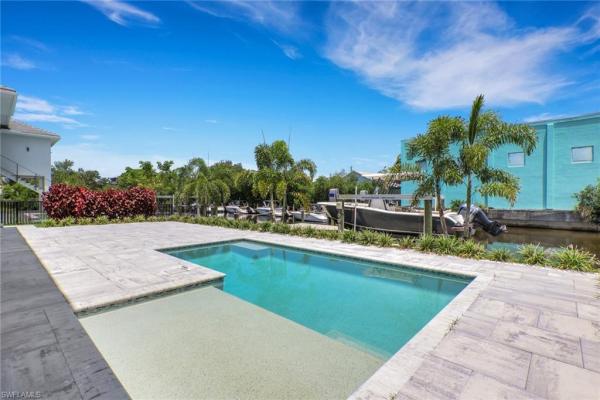 Little Hickory Shores, 211 1st St, Bonita Springs, Florida 34134, image 3