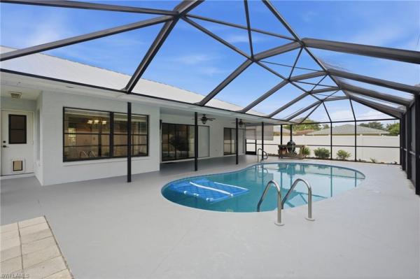 Fort Myers Villas, 2200 Jasper Ave, Fort Myers, Florida 33907, image 1