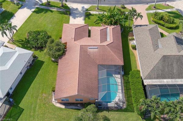 Briarwood, 1951 Terrazzo Ln, Naples, Florida 34104, image 3