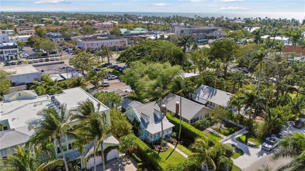 Olde Naples, 356 S 11th Ave, Naples, Florida 34102, image 2
