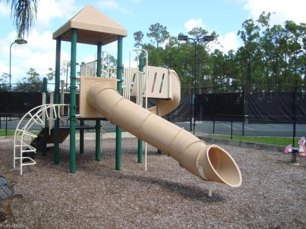 5210 Birmingham Dr #101, Naples, Florida 34110, image 3