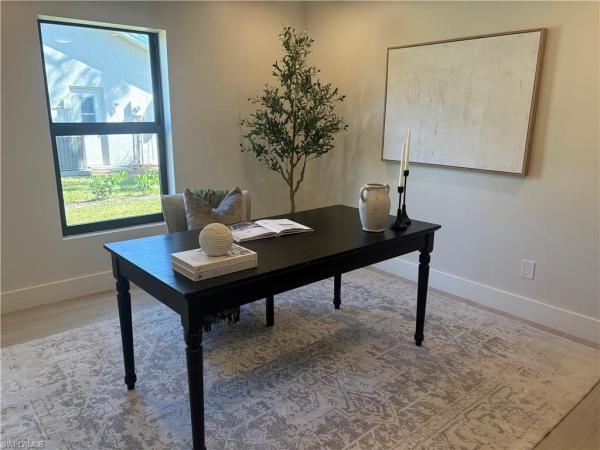5105 Berkeley Dr, Naples, Florida 34112, image 2