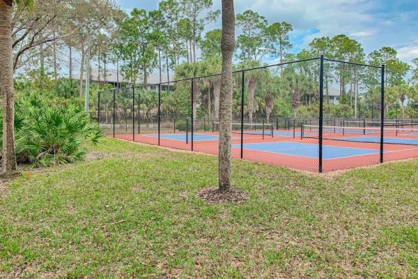 350 Robin Hood Cir #202, Naples, Florida 34104, image 3